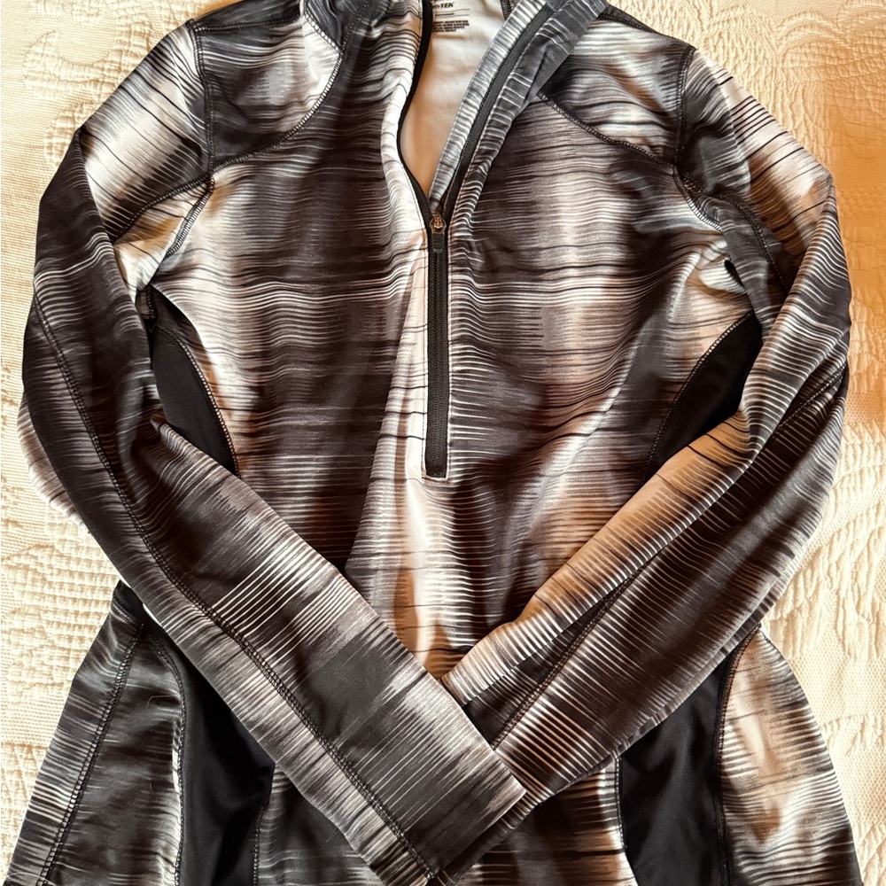 Tek Gear Black and Gray DryTek Pullover